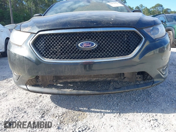 ✅ 2014 Ford Taurus SHO • VIN: 1FAHP2KT9EG181928 • Lot: 44854590. Wystawiony na IAAI z przebiegiem 134 715 mil. Bezpłatny archiwum sprzedaży aukcyjnych z USA i szczegółowy raport historii pojazdu na DreamBid. Zdjęcie 6.