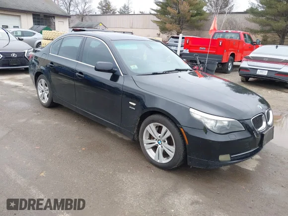 ✅ 2009 BMW 5 Series 528i xDrive • VIN: WBANV13529C153265 • Lot: 44644075. Listed on IAAI with 217,619 mi. Free auction sales archive from the USA and detailed vehicle history report at DreamBid. Image 1.