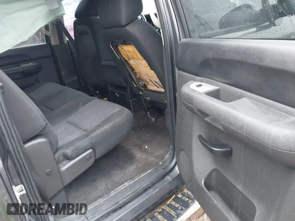 ✅ 2010 Chevrolet Silverado 1500 LT • VIN: 3GCRKSE39AG193441 • Lot: 43956762. Wystawiony na IAAI z przebiegiem 347 100 mil. Bezpłatny archiwum sprzedaży aukcyjnych z USA i szczegółowy raport historii pojazdu na DreamBid. Zdjęcie 8.