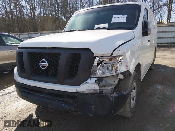 ✅ 2014 Nissan NV Cargo SV • VIN: 1N6BF0KY4EN108459 • Lot: 44415163. Wystawiony na IAAI z przebiegiem 264 804 mil. Bezpłatny archiwum sprzedaży aukcyjnych z USA i szczegółowy raport historii pojazdu na DreamBid. Zdjęcie 6.