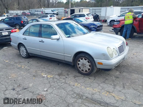 ✅ 1999 Mercedes-Benz E 320 • VIN: WDBJF65H8XA729239 • Lot: 44585686. Listed on IAAI with Not provided. Free auction sales archive from the USA and detailed vehicle history report at DreamBid. Image 1.