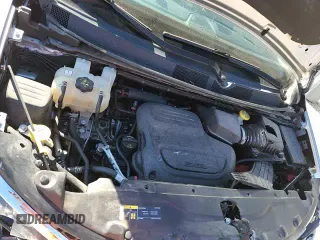 ✅ 2019 Chrysler Pacifica Touring L Plus • VIN: 2C4RC1EG4KR605187 • Lot: 90916135. Wystawiony na Copart z przebiegiem 71 003 mil. Bezpłatny archiwum sprzedaży aukcyjnych z USA i szczegółowy raport historii pojazdu na DreamBid. Zdjęcie 16.