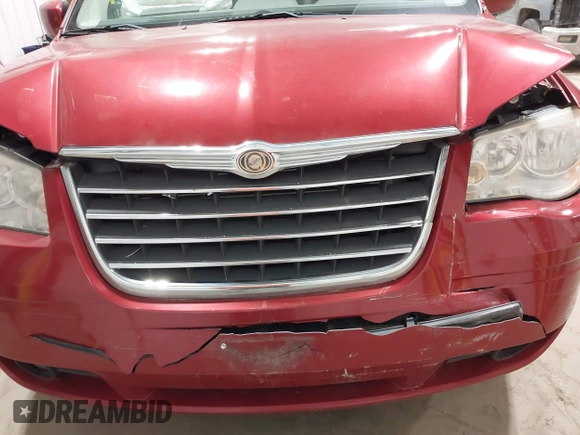✅ 2010 Chrysler Town & Country Touring • VIN: 2A4RR5DX5AR128379 • Lot: 43600548. Wystawiony na IAAI z przebiegiem 194 364 mil. Bezpłatny archiwum sprzedaży aukcyjnych z USA i szczegółowy raport historii pojazdu na DreamBid. Zdjęcie 6.