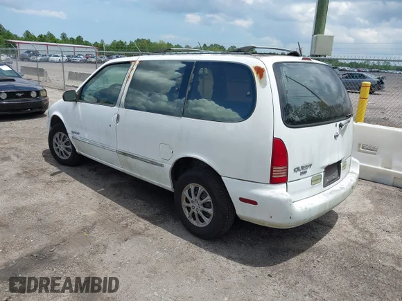 ✅ 1997 Nissan Quest XE • VIN: 4N2DN1112VD800862 • Lot: 42529145. Wystawiony na IAAI z przebiegiem 47 985 mil. Bezpłatny archiwum sprzedaży aukcyjnych z USA i szczegółowy raport historii pojazdu na DreamBid. Zdjęcie 3.