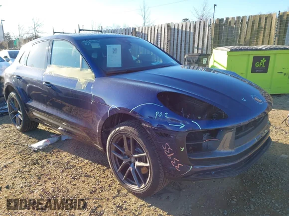 ✅ 2025 Porsche Macan • VIN: WP1AA2A59SLB13968 • Лот: 43777358. Опубліковано раніше на IAAI з пробігом 63 миль. Безкоштовний доступ до архіву аукціонних продажів зі США та докладний звіт про історію автомобіля на DreamBid. Зображення 1.
