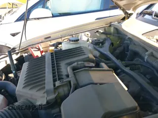 ✅ 2006 Toyota Highlander Limited • VIN: JTEDW21A360008553 • Lot: 43753181. Wystawiony na IAAI z przebiegiem 217 965 mil. Bezpłatny archiwum sprzedaży aukcyjnych z USA i szczegółowy raport historii pojazdu na DreamBid. Zdjęcie 12.