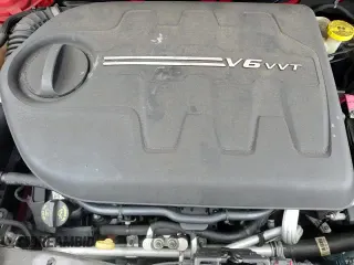 ✅ 2017 Jeep Cherokee Limited • VIN: 1C4PJMDS2HW605807 • Lot: 49460635. Wystawiony na Copart z przebiegiem 123 025 mil. Bezpłatny archiwum sprzedaży aukcyjnych z USA i szczegółowy raport historii pojazdu na DreamBid. Zdjęcie 14.