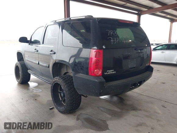 ✅ 2007 GMC Yukon SLE • VIN: 1GKFC13C27R307371 • Lot: 41569424. Wystawiony na IAAI z przebiegiem 355 074 mil. Bezpłatny archiwum sprzedaży aukcyjnych z USA i szczegółowy raport historii pojazdu na DreamBid. Zdjęcie 3.