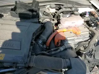 ✅ 2021 Hyundai Ioniq SE • VIN: KMHC75LC4MU261122 • Lot: 88657405. Wystawiony na Copart z przebiegiem 26 926 mil. Bezpłatny archiwum sprzedaży aukcyjnych z USA i szczegółowy raport historii pojazdu na DreamBid. Zdjęcie 13.