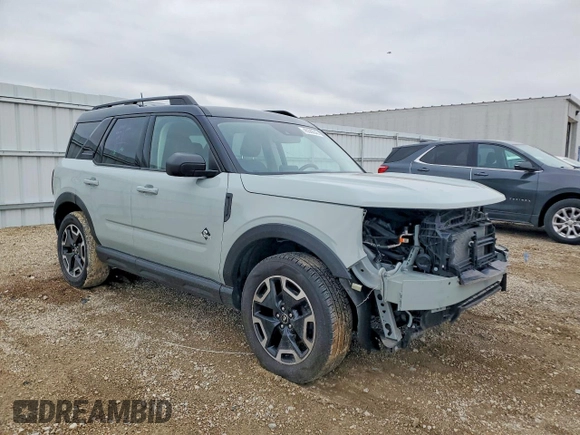 ✅ 2021 Ford Bronco Sport Outer Banks • VIN: 3FMCR9C6XMRA63454 • Lot: 45588646. Wystawiony na Copart z przebiegiem 101 638 mil. Bezpłatny archiwum sprzedaży aukcyjnych z USA i szczegółowy raport historii pojazdu na DreamBid. Zdjęcie 4.
