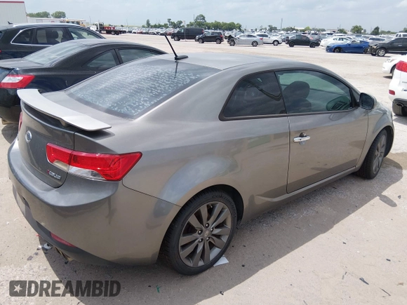 ✅ 2012 Kia Forte SX • VIN: KNAFW6A35C5598109 • Lot: 45143515. Wystawiony na IAAI z przebiegiem 163 859 mil. Bezpłatny archiwum sprzedaży aukcyjnych z USA i szczegółowy raport historii pojazdu na DreamBid. Zdjęcie 4.