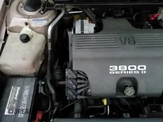 ✅ 1995 Oldsmobile 88 LS • VIN: 1G3HN52K6SH330097 • Лот: 86081544. Опубликован ранее на Copart с пробегом 101 790 миль. Бесплатный доступ к архиву аукционных продаж из США и подробный отчёт об истории автомобиля на DreamBid. Изображение 14.