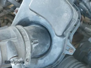 ✅ 2006 Honda Element LX • VIN: 5J6YH28326L002842 • Lot: 43671485. Wystawiony na IAAI z przebiegiem 170 624 mil. Bezpłatny archiwum sprzedaży aukcyjnych z USA i szczegółowy raport historii pojazdu na DreamBid. Zdjęcie 14.