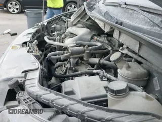 ✅ 2020 Ford Transit Cargo • VIN: 1FTBR3X82LKA18178 • Lot: 43670983. Wystawiony na IAAI z przebiegiem 334 148 mil. Bezpłatny archiwum sprzedaży aukcyjnych z USA i szczegółowy raport historii pojazdu na DreamBid. Zdjęcie 20.