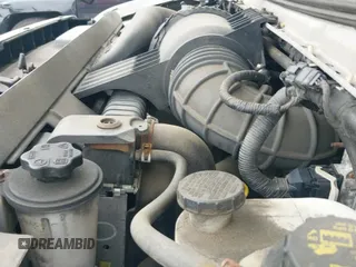 ✅ 2014 Ford Econoline Passenger XL • VIN: 1FBNE3BL4EDA97935 • Lot: 42187031. Listed on IAAI with 228,696 mi. Free auction sales archive from the USA and detailed vehicle history report at DreamBid. Image 19.