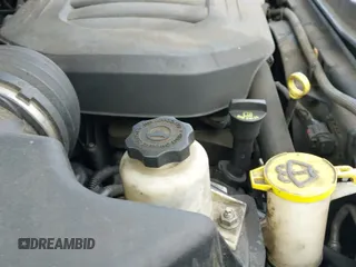 ✅ 2014 Chrysler Town & Country Touring L • VIN: 2C4RC1CG2ER273323 • Лот: 42185217. Опубликован ранее на IAAI с пробегом 167 227 миль. Бесплатный доступ к архиву аукционных продаж из США и подробный отчёт об истории автомобиля на DreamBid. Изображение 19.