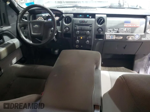 ✅ 2012 Ford F-150 XL • VIN: 1FTEX1EM8CKE28121 • Lot: 90328415. Wystawiony na Copart z przebiegiem 162 011 mil. Bezpłatny archiwum sprzedaży aukcyjnych z USA i szczegółowy raport historii pojazdu na DreamBid. Zdjęcie 8.
