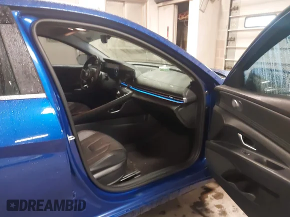 ✅ 2023 Hyundai Elantra Limited • VIN: KMHLP4AG0PU372299 • Lot: 44444468. Wystawiony na IAAI z przebiegiem 62 992 mil. Bezpłatny archiwum sprzedaży aukcyjnych z USA i szczegółowy raport historii pojazdu na DreamBid. Zdjęcie 5.