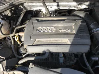 ✅ 2018 Audi A3 Premium • VIN: WAUB8GFF1J1064501 • Lot: 86149305. Wystawiony na Copart z przebiegiem 60 496 mil. Bezpłatny archiwum sprzedaży aukcyjnych z USA i szczegółowy raport historii pojazdu na DreamBid. Zdjęcie 15.