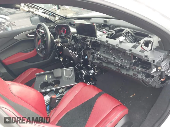✅ 2023 Acura TLX Type S • VIN: 19UUB7F99PA000580 • Lot: 43617955. Wystawiony na IAAI z przebiegiem 14 156 mil. Bezpłatny archiwum sprzedaży aukcyjnych z USA i szczegółowy raport historii pojazdu na DreamBid. Zdjęcie 12.