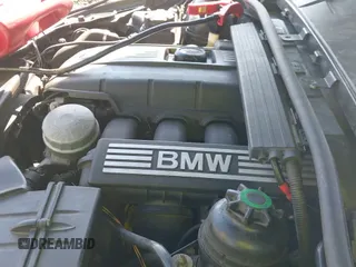 ✅ 2007 BMW 3 Series 328xi • VIN: WBAVC73527KP33918 • Lot: 43006191. Listed on IAAI with 165,129 mi. Free auction sales archive from the USA and detailed vehicle history report at DreamBid. Image 19.