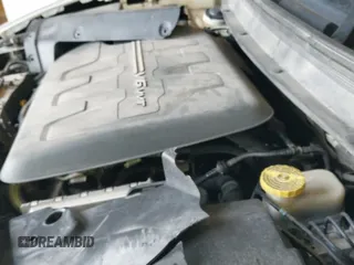 ✅ 2015 Jeep Cherokee Latitude • VIN: 1C4PJMCS9FW633313 • Lot: 41952424. Wystawiony na IAAI z przebiegiem 135 885 mil. Bezpłatny archiwum sprzedaży aukcyjnych z USA i szczegółowy raport historii pojazdu na DreamBid. Zdjęcie 19.