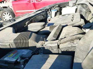 ✅ 2020 Kia Sorento LX • VIN: 5XYPG4A31LG679978 • Lot: 43287481. Wystawiony na IAAI z przebiegiem 88 756 mil. Bezpłatny archiwum sprzedaży aukcyjnych z USA i szczegółowy raport historii pojazdu na DreamBid. Zdjęcie 20.