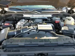 ✅ 2020 GMC Sierra 3500HD Denali • VIN: 1GT49WEY9LF263677 • Lot: 54865135. Wystawiony na Copart z przebiegiem 74 981 mil. Bezpłatny archiwum sprzedaży aukcyjnych z USA i szczegółowy raport historii pojazdu na DreamBid. Zdjęcie 13.