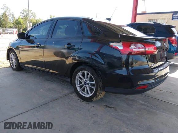 ✅ 2015 Ford Focus SE • VIN: 1FADP3F27FL216044 • Лот: 45424227. Опубліковано раніше на IAAI з пробігом 136 682 миль. Безкоштовний доступ до архіву аукціонних продажів зі США та докладний звіт про історію автомобіля на DreamBid. Зображення 3.