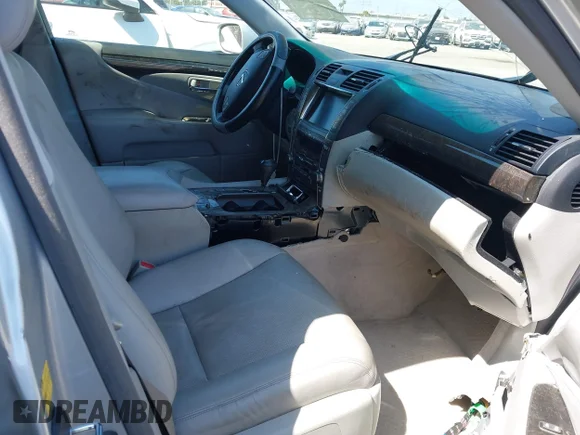 ✅ 2007 Lexus LS 460 • VIN: JTHBL46F875011889 • Лот: 42554435. Опубліковано раніше на IAAI з пробігом 88 780 миль. Безкоштовний доступ до архіву аукціонних продажів зі США та докладний звіт про історію автомобіля на DreamBid. Зображення 5.