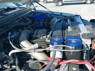 ✅ 2003 Ford F-350 XL • VIN: 1FTSX31P23EC84854 • Lot: 41703796. Wystawiony na IAAI z przebiegiem 208 911 mil. Bezpłatny archiwum sprzedaży aukcyjnych z USA i szczegółowy raport historii pojazdu na DreamBid. Zdjęcie 12.