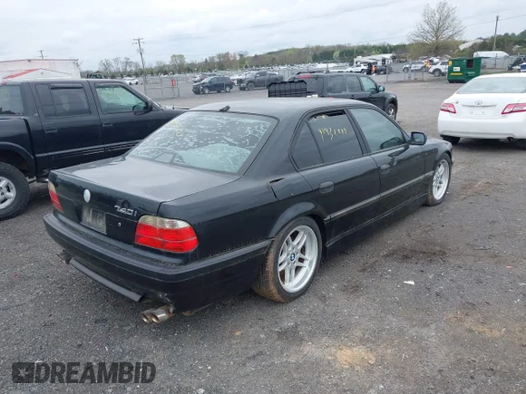 ✅ 2001 BMW 7 Series 740i • VIN: WBAGG83461DN87920 • Lot: 41932224. Wystawiony na IAAI z przebiegiem Nie podano. Bezpłatny archiwum sprzedaży aukcyjnych z USA i szczegółowy raport historii pojazdu na DreamBid. Zdjęcie 4.