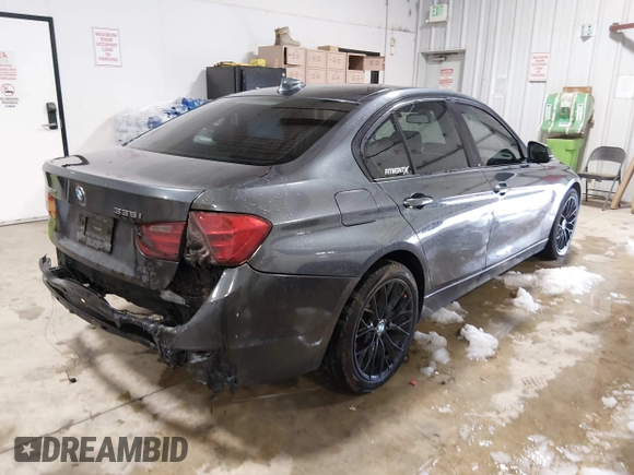 ✅ 2013 BMW 3 Series 335i xDrive • VIN: WBA3B9C52DJ899489 • Лот: 44538530. Опубліковано раніше на IAAI з пробігом 108 944 миль. Безкоштовний доступ до архіву аукціонних продажів зі США та докладний звіт про історію автомобіля на DreamBid. Зображення 4.