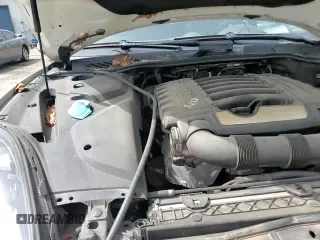 ✅ 2018 Porsche Cayenne • VIN: WP1AA2A24JKA01041 • Lot: 56931625. Listed on Copart with 137,195 mi. Free auction sales archive from the USA and detailed vehicle history report at DreamBid. Image 17.