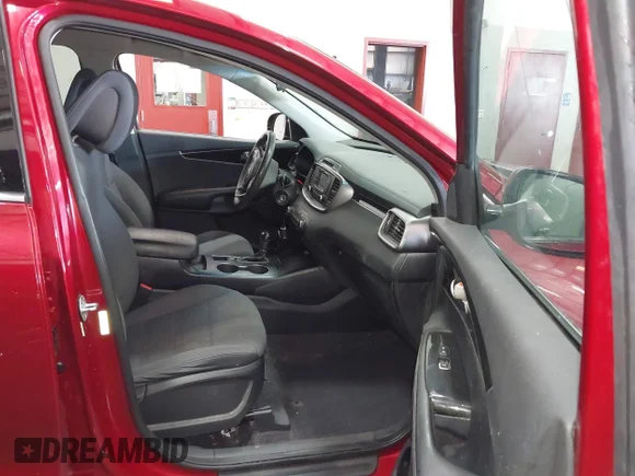 ✅ 2016 Kia Sorento LX • VIN: 5XYPGDA36GG003659 • Лот: 44819753. Опубликован ранее на IAAI с пробегом 159 284 миль. Бесплатный доступ к архиву аукционных продаж из США и подробный отчёт об истории автомобиля на DreamBid. Изображение 5.