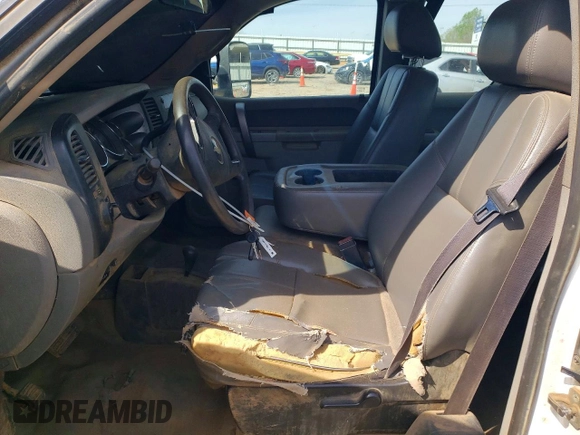 ✅ 2012 Chevrolet Silverado 2500HD Work Truck • VIN: 1GC2KVCG6CZ105070 • Lot: 78501605. Wystawiony na Copart z przebiegiem 370 730 mil. Bezpłatny archiwum sprzedaży aukcyjnych z USA i szczegółowy raport historii pojazdu na DreamBid. Zdjęcie 7.