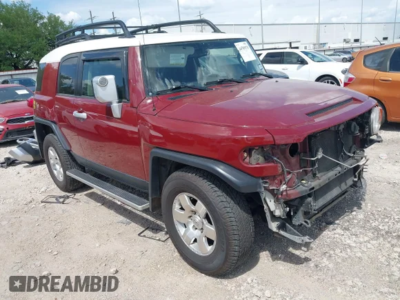 ✅ 2010 Toyota FJ Cruiser • VIN: JTEZU4BF5AK008956 • Лот: 44789970. Опубликован ранее на IAAI с пробегом 49 701 миль. Бесплатный доступ к архиву аукционных продаж из США и подробный отчёт об истории автомобиля на DreamBid. Изображение 1.