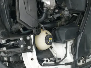 ✅ 2015 BMW 3 Series 328i • VIN: WBA3A5C59FF610240 • Lot: 43061305. Wystawiony na IAAI z przebiegiem 136 725 mil. Bezpłatny archiwum sprzedaży aukcyjnych z USA i szczegółowy raport historii pojazdu na DreamBid. Zdjęcie 19.