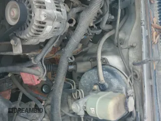 2000 Chevrolet Silverado 1500 LT с VIN 1GCEK19T4YE224325, выставлен на аукционе IAAI как лот 42456031 с пробегом 376 965 миль миль и . История ставок и продаж доступна на DreamBid. Изображение 12.