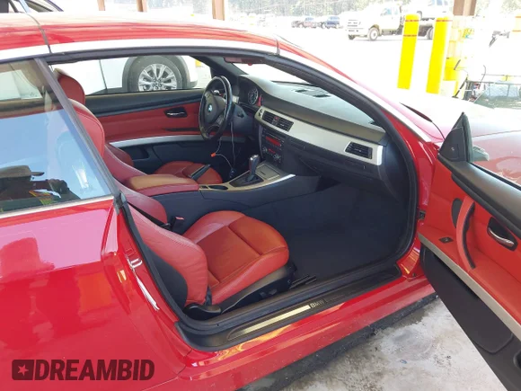 ✅ 2008 BMW 3 Series 335i • VIN: WBAWL73538PX59503 • Лот: 45462275. Опубліковано раніше на IAAI з пробігом 153 396 миль. Безкоштовний доступ до архіву аукціонних продажів зі США та докладний звіт про історію автомобіля на DreamBid. Зображення 5.