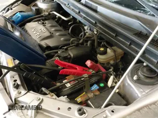 ✅ 2006 Scion xB • VIN: JTLKT324064057435 • Lot: 43541725. Wystawiony na IAAI z przebiegiem 207 738 mil. Bezpłatny archiwum sprzedaży aukcyjnych z USA i szczegółowy raport historii pojazdu na DreamBid. Zdjęcie 19.