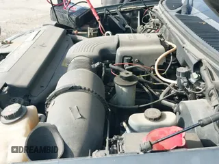 ✅ 2000 Ford Expedition XLT • VIN: 1FMRU1567YLB44407 • Lot: 42627457. Wystawiony na IAAI z przebiegiem Nie podano. Bezpłatny archiwum sprzedaży aukcyjnych z USA i szczegółowy raport historii pojazdu na DreamBid. Zdjęcie 12.