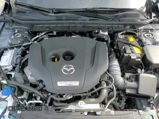 ✅ 2024 Mazda 3 Premium Plus • VIN: JM1BPBNY1R1721028 • Lot: 57905005. Wystawiony na Copart z przebiegiem 7 403 mil. Bezpłatny archiwum sprzedaży aukcyjnych z USA i szczegółowy raport historii pojazdu na DreamBid. Zdjęcie 15.