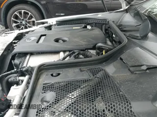 ✅ 2016 Mercedes-Benz C 300 Luxury • VIN: 55SWF4KB8GU115423 • Lot: 42920989. Wystawiony na IAAI z przebiegiem 116 798 mil. Bezpłatny archiwum sprzedaży aukcyjnych z USA i szczegółowy raport historii pojazdu na DreamBid. Zdjęcie 19.