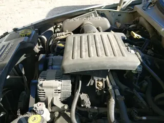 ✅ 2000 Dodge Durango • VIN: 1B4HS28N8YF266719 • Lot: 43621339. Wystawiony na IAAI z przebiegiem 289 719 mil. Bezpłatny archiwum sprzedaży aukcyjnych z USA i szczegółowy raport historii pojazdu na DreamBid. Zdjęcie 12.