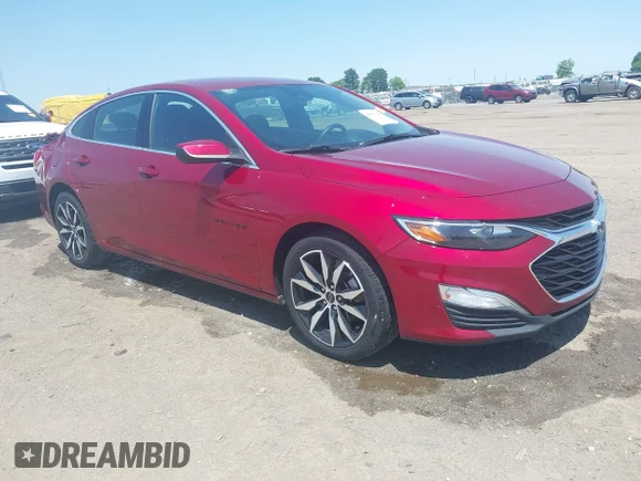 ✅ 2023 Chevrolet Malibu RS • VIN: 1G1ZG5ST6PF152811 • Lot: 45055286. Wystawiony na IAAI z przebiegiem 97 935 mil. Bezpłatny archiwum sprzedaży aukcyjnych z USA i szczegółowy raport historii pojazdu na DreamBid. Zdjęcie 1.