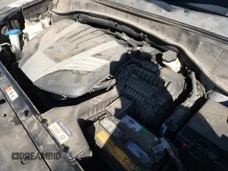 2017 Hyundai Santa Fe SE с VIN KM8SM4HF3HU235974, выставлен на аукционе Copart как лот 82238885 с пробегом 98 649 миль миль и Списание • Salvage title. История ставок и продаж доступна на DreamBid. Изображение 14.