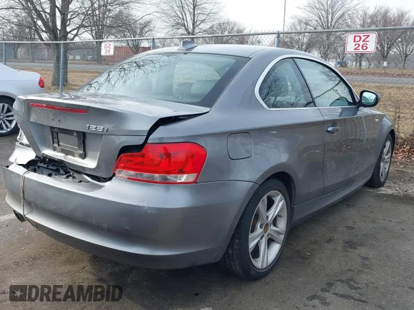 ✅ 2013 BMW 1 Series 128i • VIN: WBAUP9C59DVS95713 • Лот: 44086130. Опубликован ранее на IAAI с пробегом 120 621 миль. Бесплатный доступ к архиву аукционных продаж из США и подробный отчёт об истории автомобиля на DreamBid. Изображение 4.