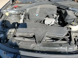 2018 BMW 3 Series 320i xDrive with VIN WBA8E5G57JNU46425, listed as a Copart auction lot 68207245 with 84,689 mi miles and Salvage title. Bid and sale history available at DreamBid. Image 13.