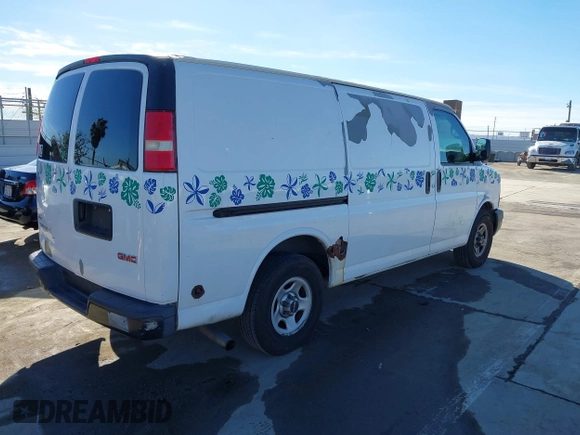 ✅ 2007 GMC Savana • VIN: 1GTFG15Z571148099 • Лот: 44158370. Опубликован ранее на IAAI с пробегом 277 781 миль. Бесплатный доступ к архиву аукционных продаж из США и подробный отчёт об истории автомобиля на DreamBid. Изображение 4.